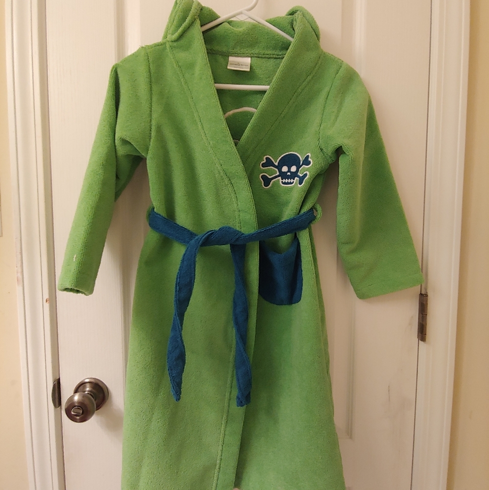 Boys Pirate themed Cozy Robe Jumping Beans brand